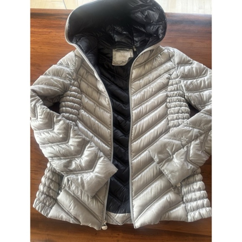 Laundry by Shelli Segal Down Puffer Jacket Women M Silver Metallic Hood Y2K Glam